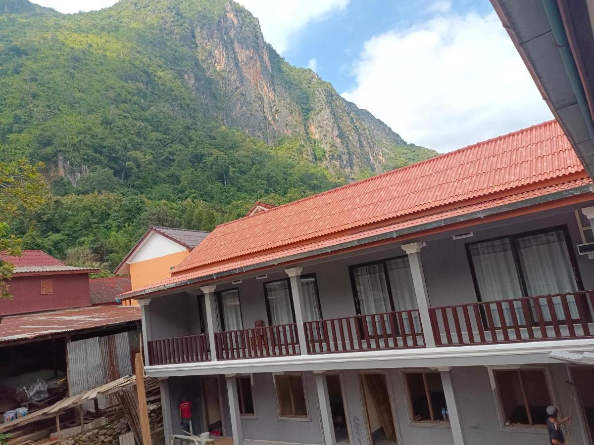 Khamphan Guesthouse Nong Khiaw Exterior photo