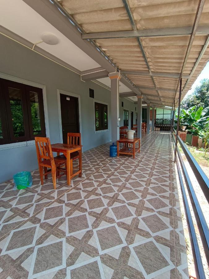 Khamphan Guesthouse Nong Khiaw Exterior photo