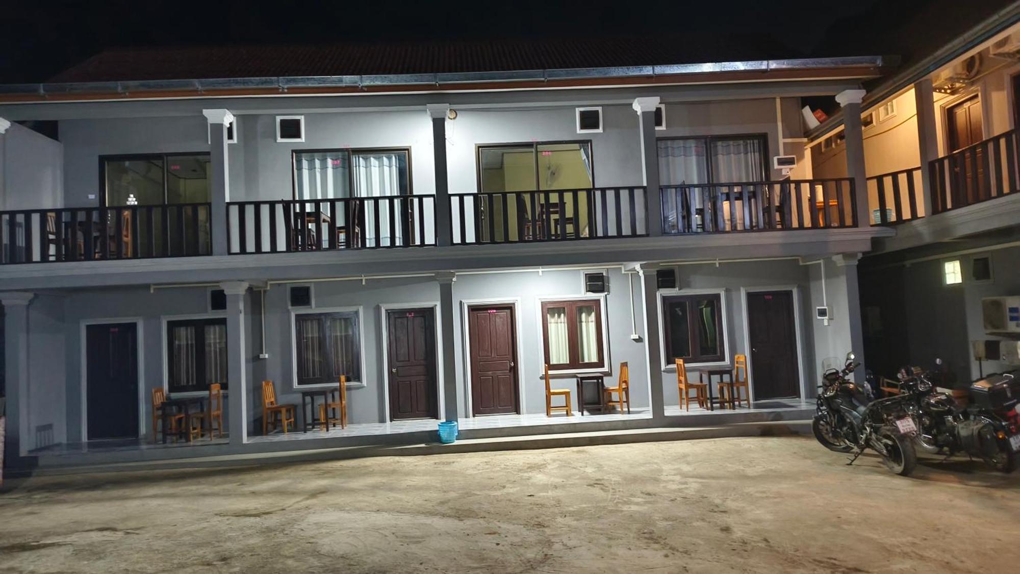 Khamphan Guesthouse Nong Khiaw Exterior photo